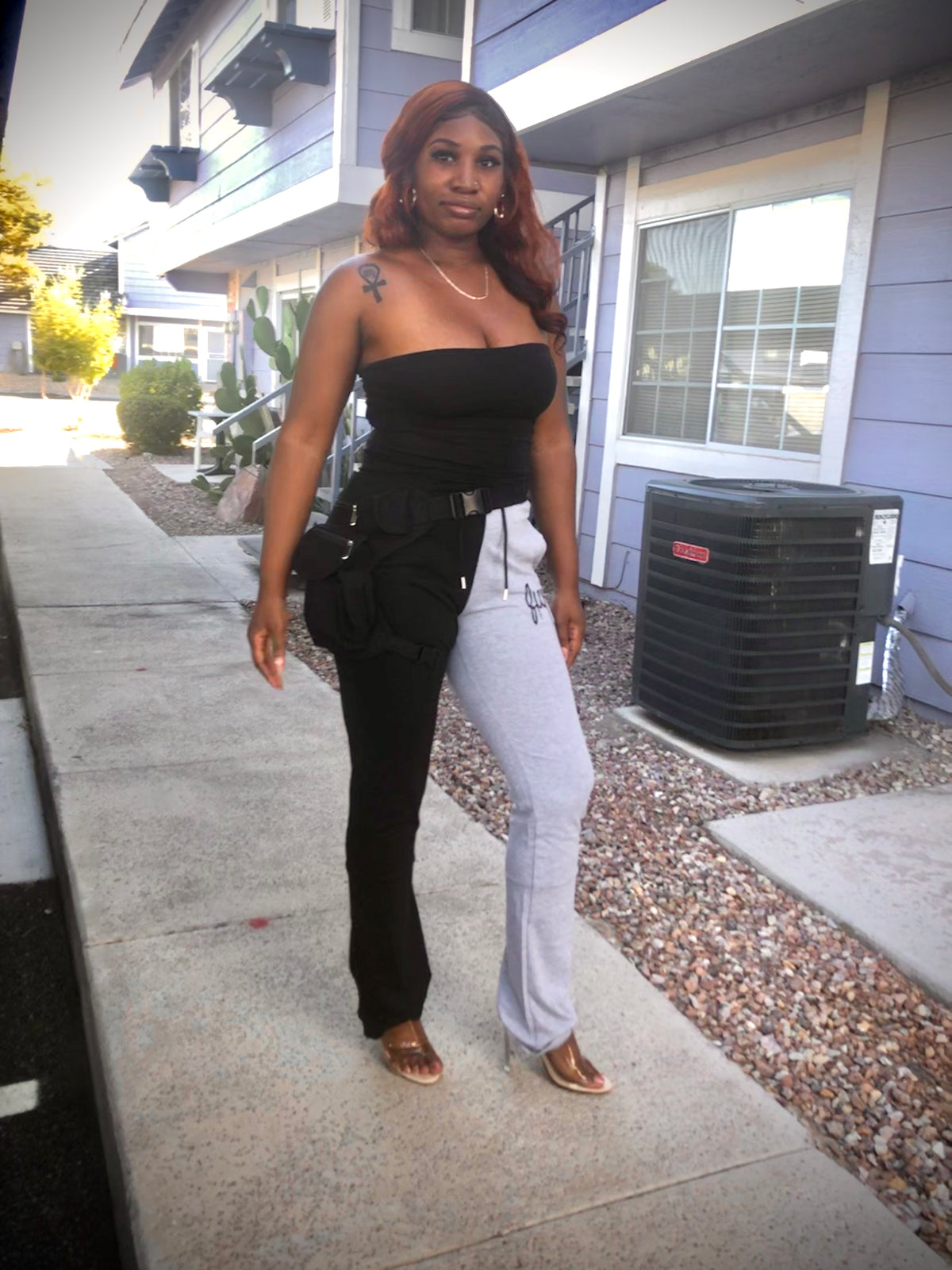 shopkawv  gray jogger video 